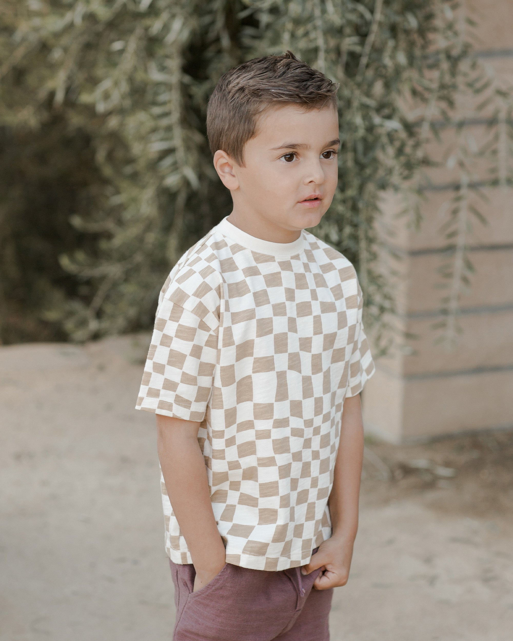 RYLEE + CRU relaxed TEE / sand check