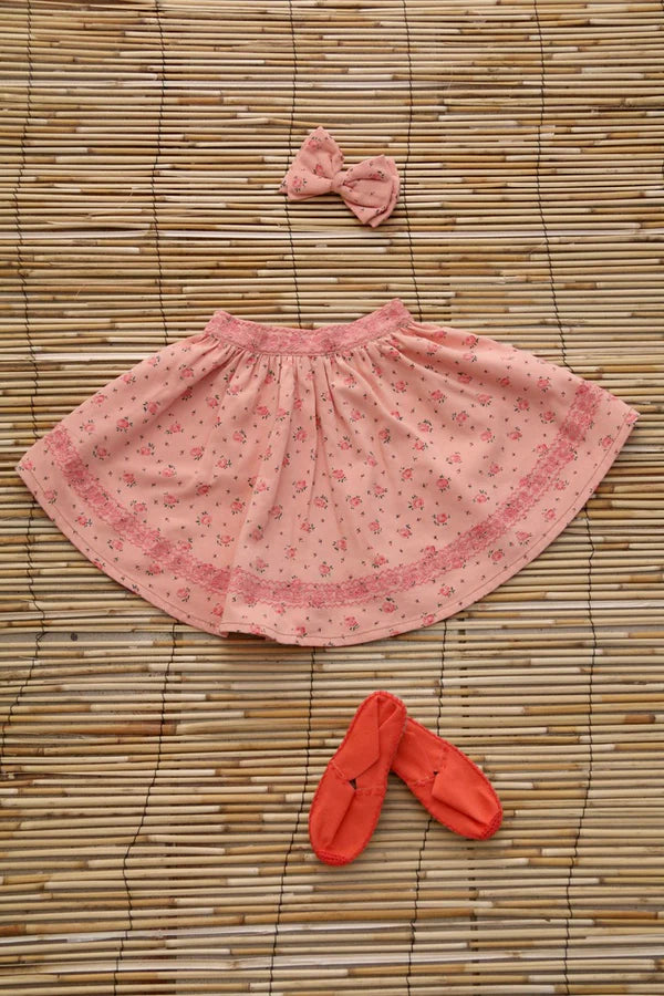 BONJOUR DIARY DENIM SKIRT + BOW / ROSA BLOOM