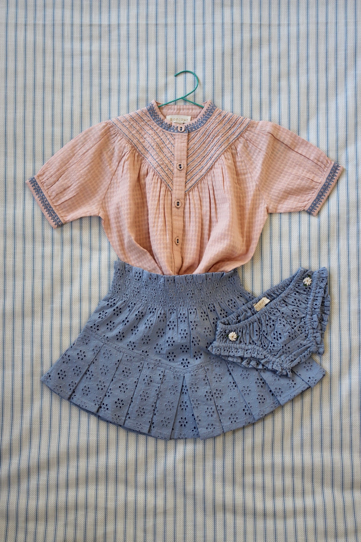 BONJOUR DIARY ESSENTIAL blouse / LIGHT PINK