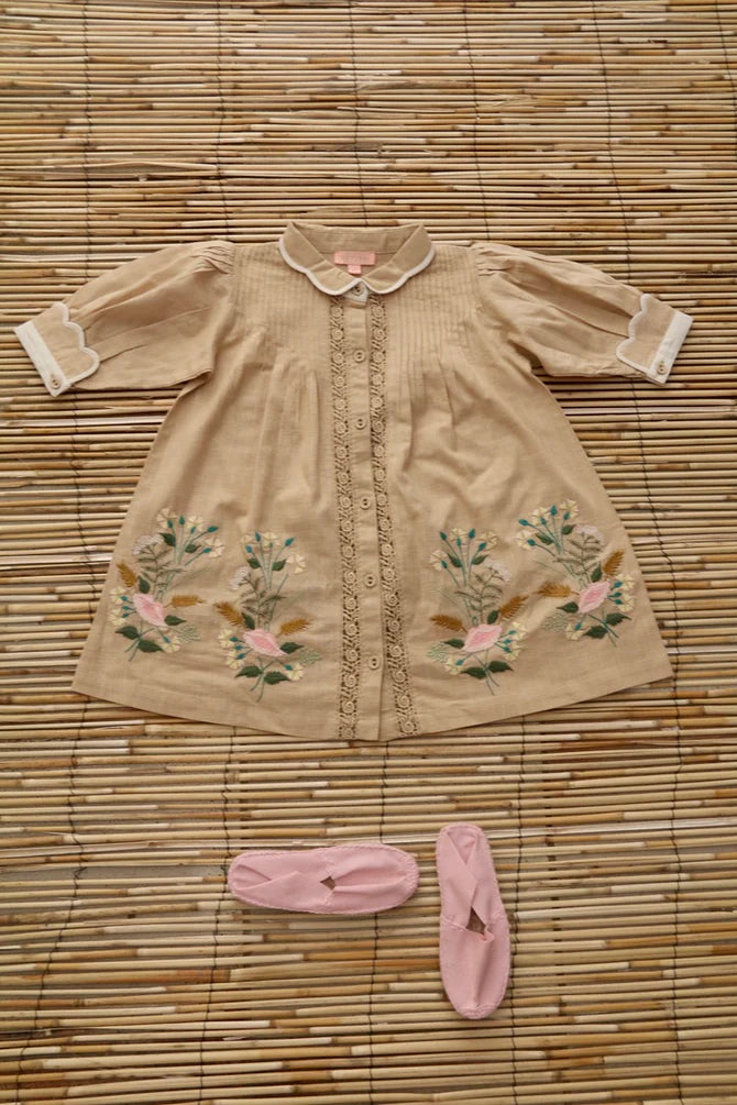 新品　Bonjour diary  FLOUNCES TUNIQUE 4y BONJOUR DIARY EMBROIDERED MADELEINE TUNIC / SAND - Milk + Bots