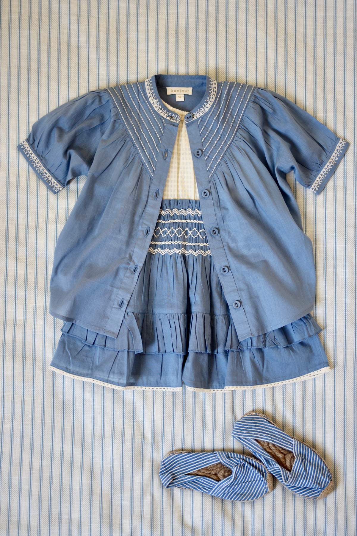 BONJOUR DIARY ESSENTIAL blouse / LIGHT BLUE