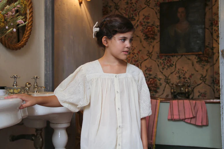 BONJOUR DIARY EMBROIDERED LONG BLOUSE / IVORY