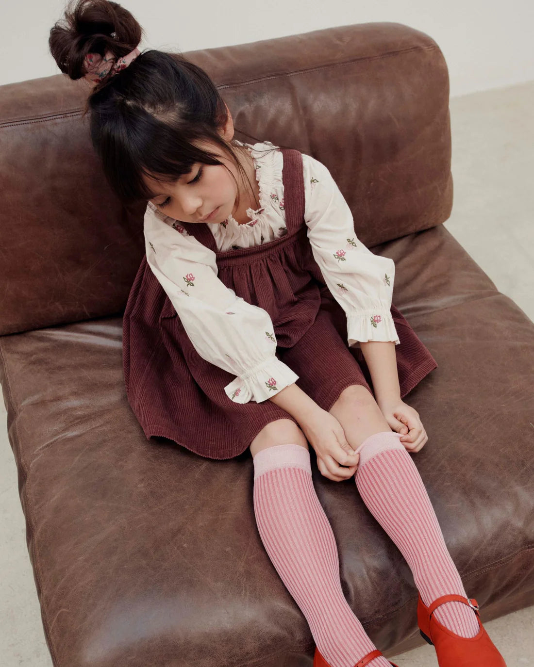 EMILE ET IDA CORDUROY PINAFORE DRESS / VIOLINE