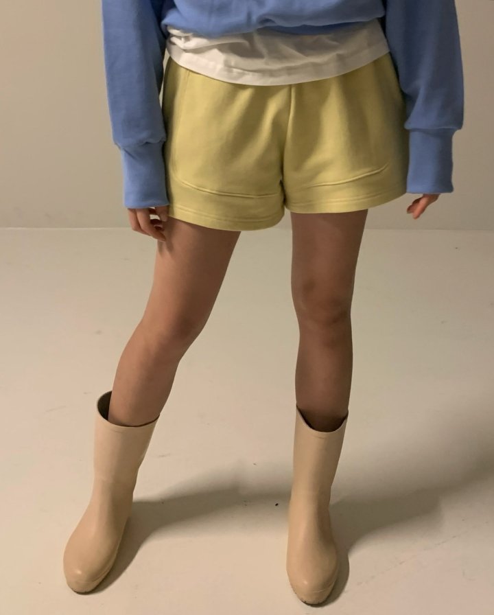 WOMEN&#39;S DAILY RETRO SHORT / 6 COLORS