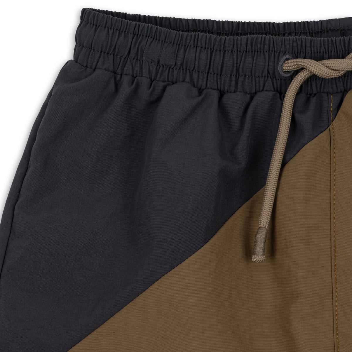 KONGES SLOJD EBBE SWIM SHORTS / SHIITAKE COLOR BLOCK