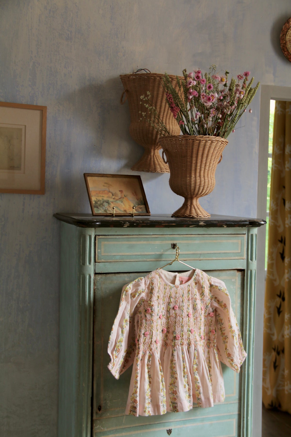 BONJOUR DIARY SMOCKED BLOUSE / FLOWER PARADE