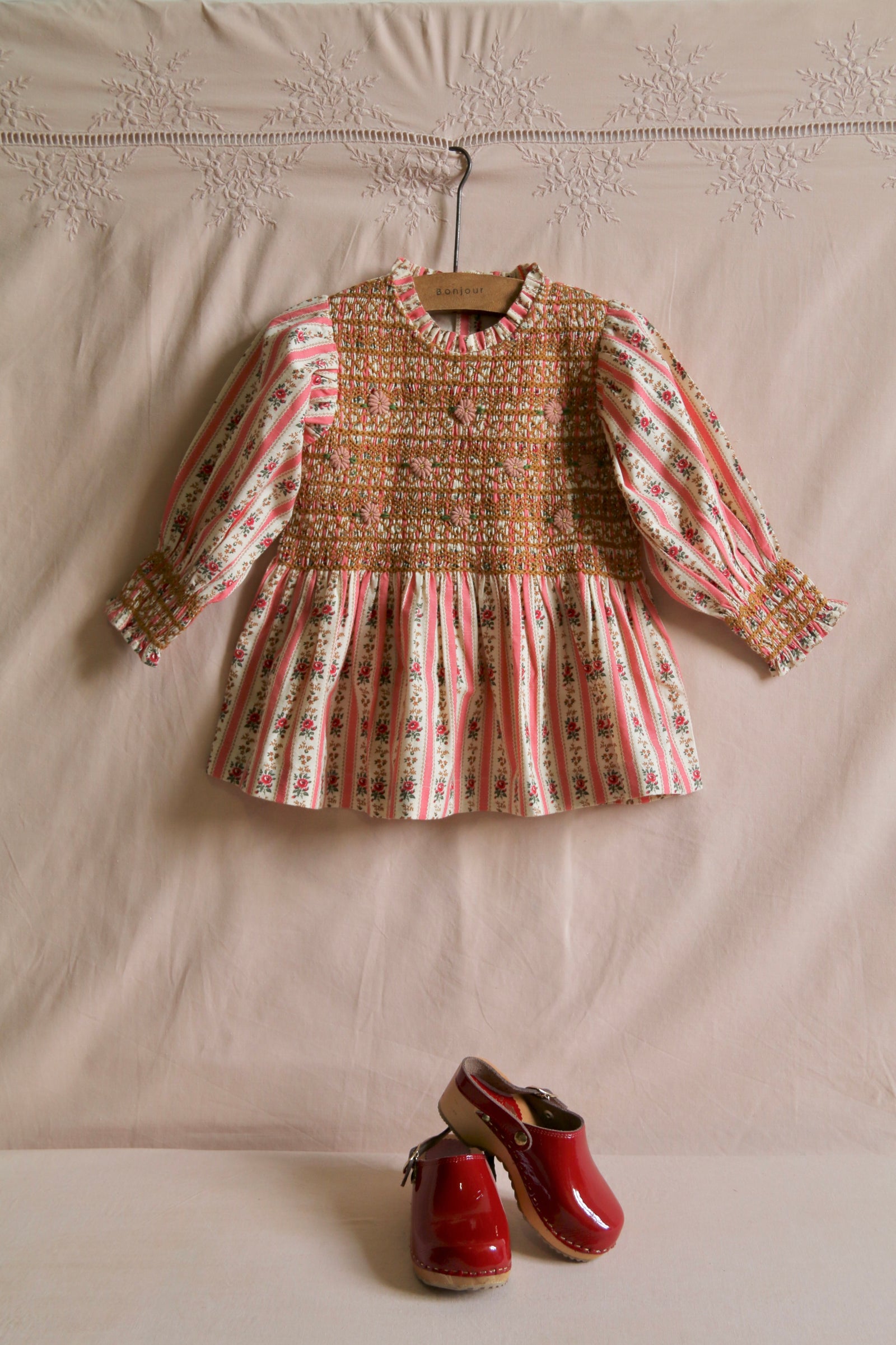 BONJOUR DIARY HANDSMOCK BLOUSE / TAPESTRY PINK STRIPE