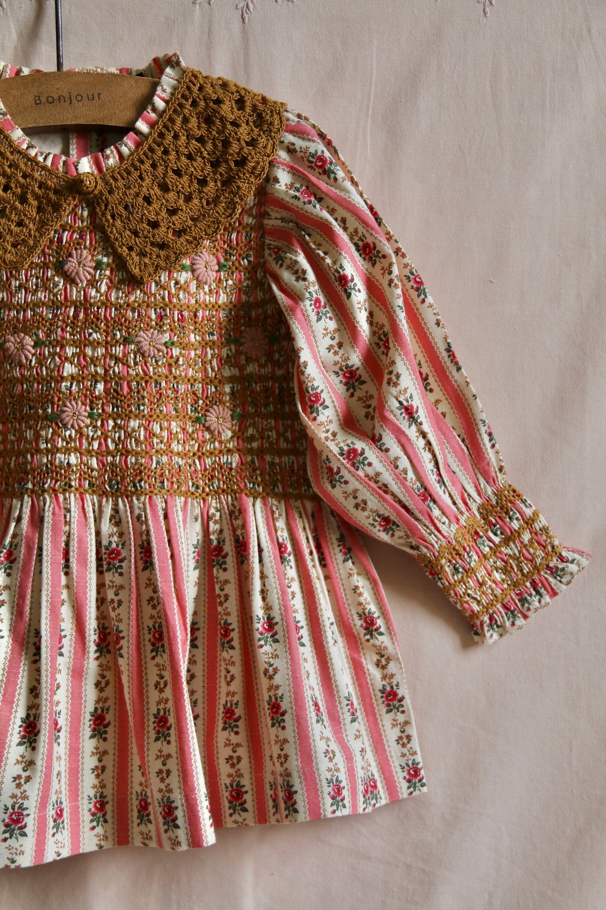 BONJOUR DIARY HANDSMOCK BLOUSE / TAPESTRY PINK STRIPE