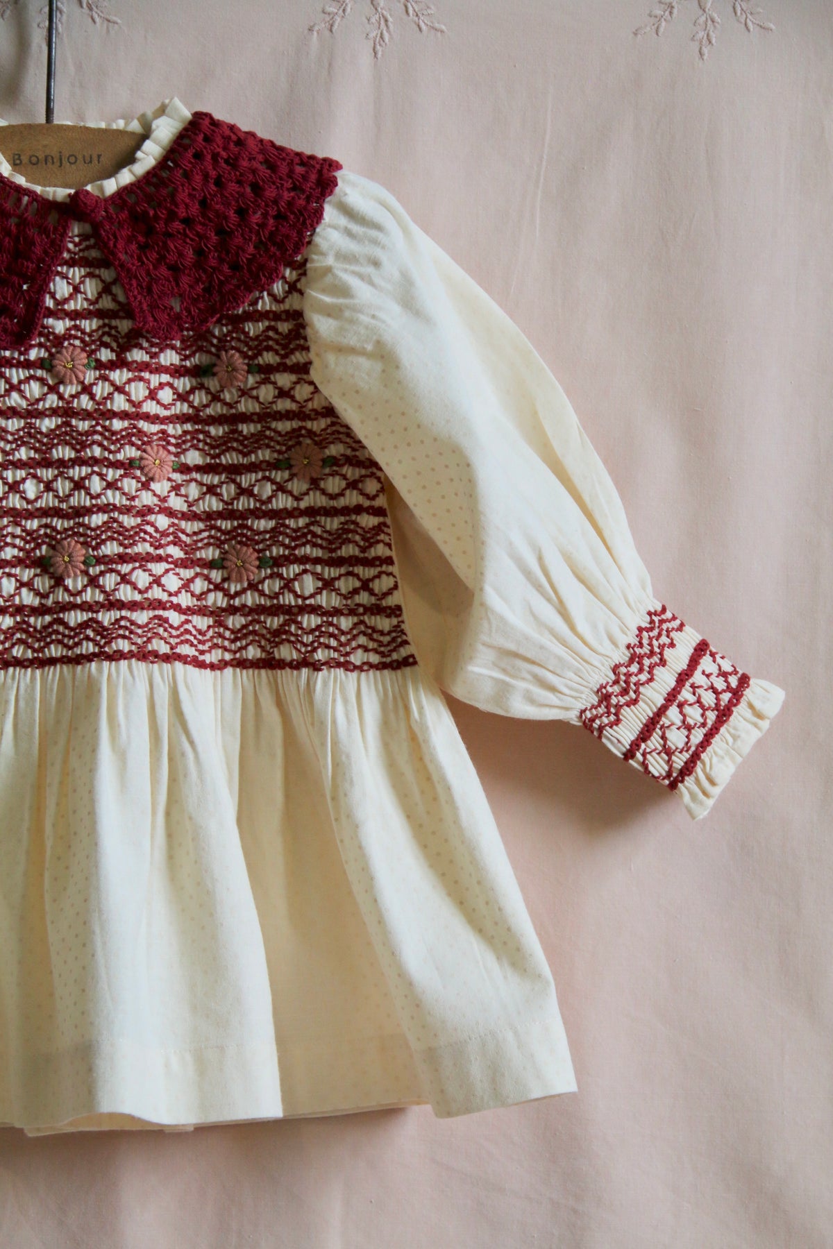 BONJOUR DIARY HANDSMOCK BLOUSE / IVORY POLKA DOT