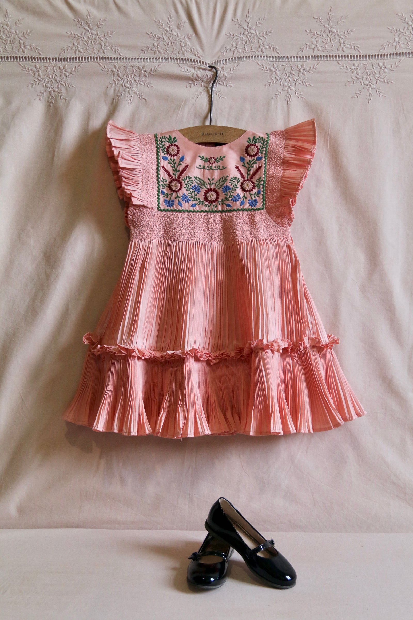 BONJOUR DIARY pleated taffeta embroidered dress / PINK
