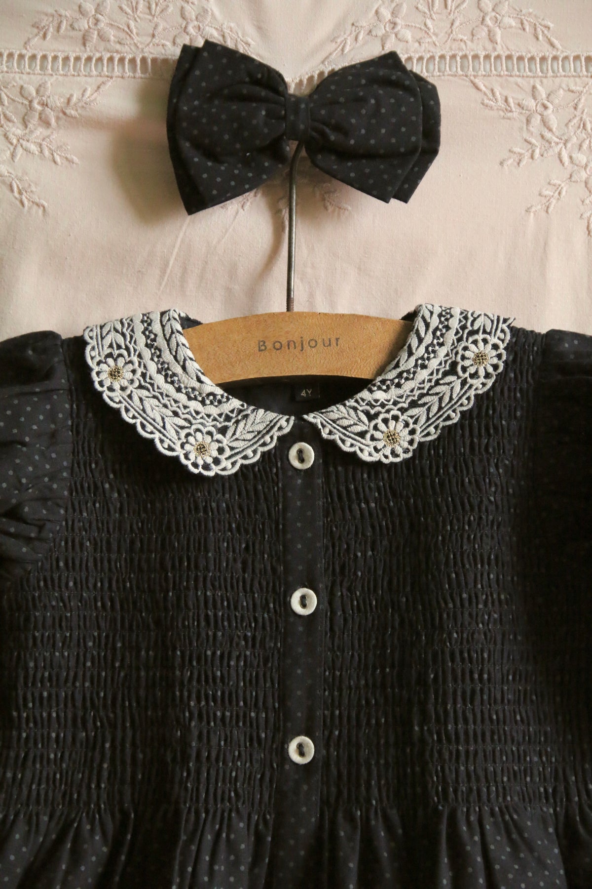 BONJOUR DIARY TUNIQUE W/ HAIR CLIP / BLACK POLKA DOT