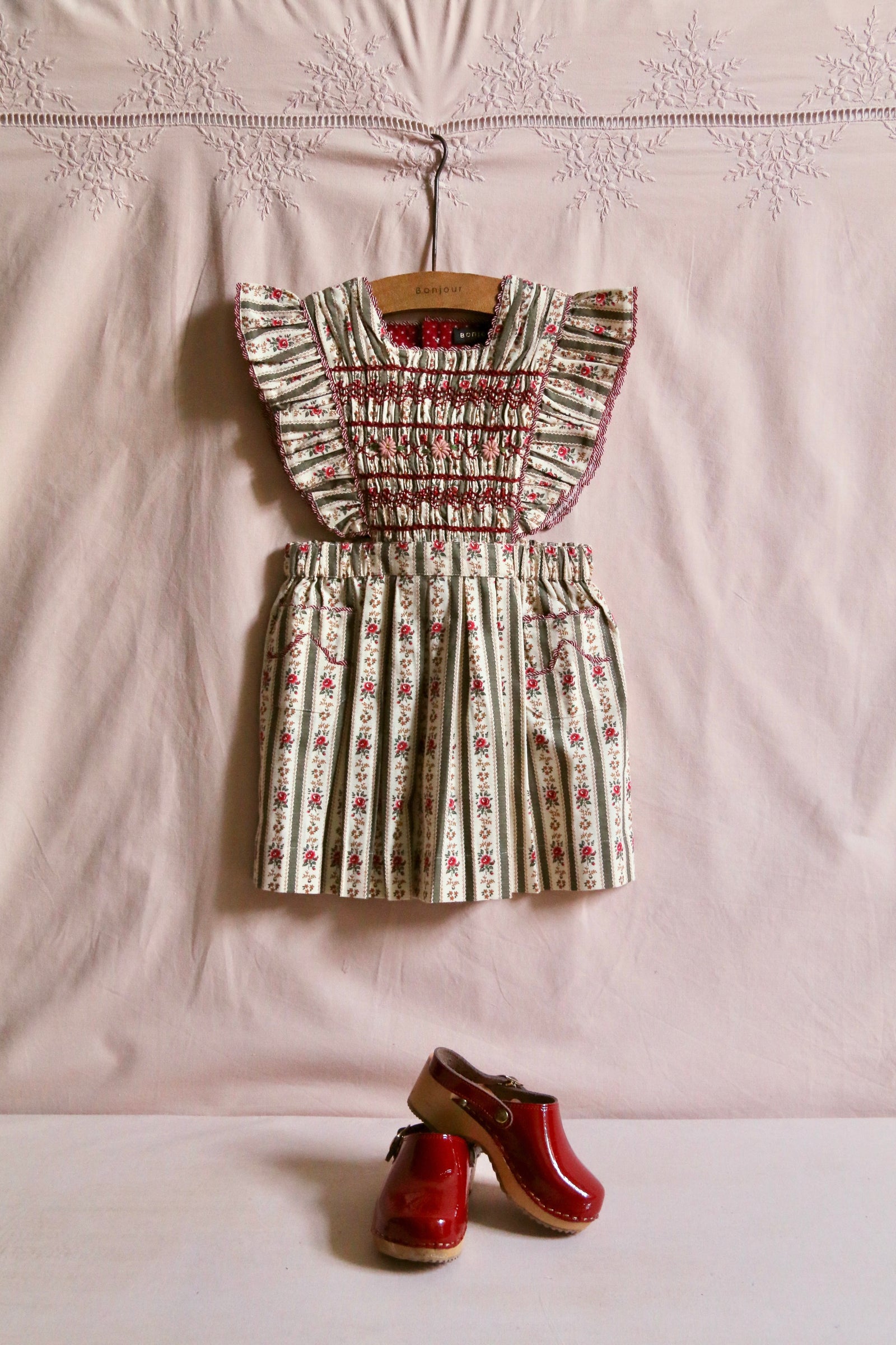 BONJOUR DIARY APRON DRESS / TAPESTRY KHAKI STRIPE
