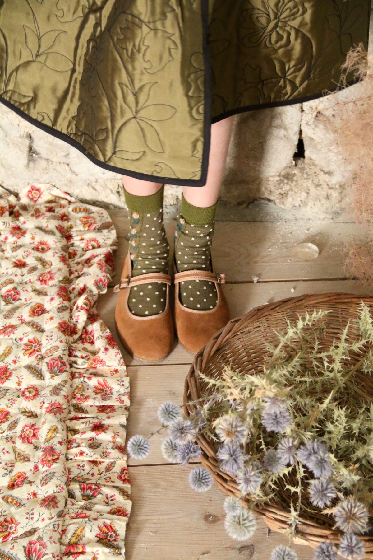 BONJOUR DIARY POLKA DOT FLOWER SOCKS / MOSS GREEN