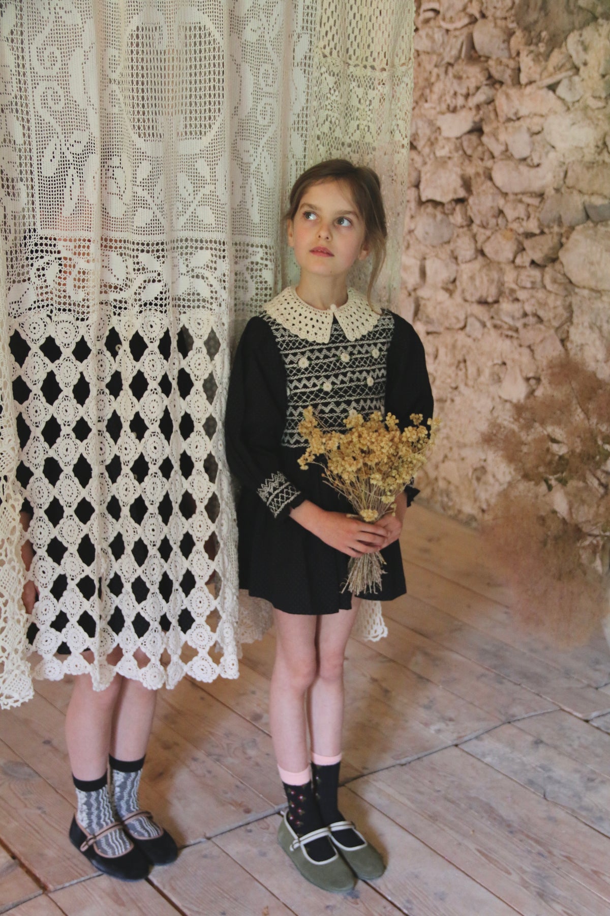 BONJOUR DIARY SOCKS / Farandole PINK BLACK socks + matching hair knot