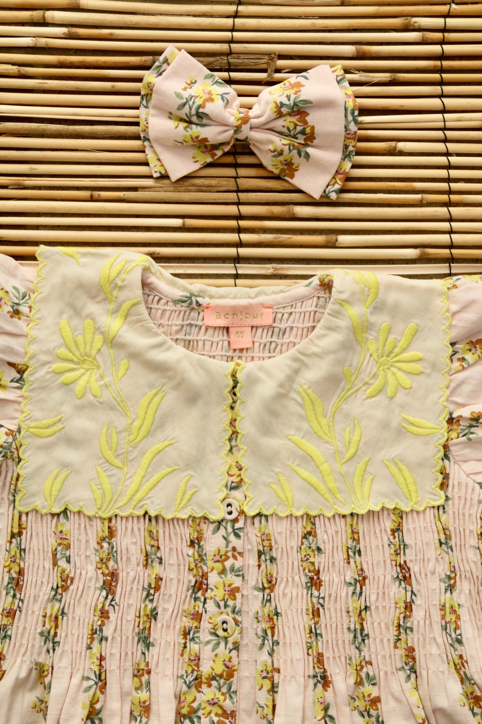 BONJOUR DIARY TUNIC + BOW HAIR PIN / FLOWER GARLAND