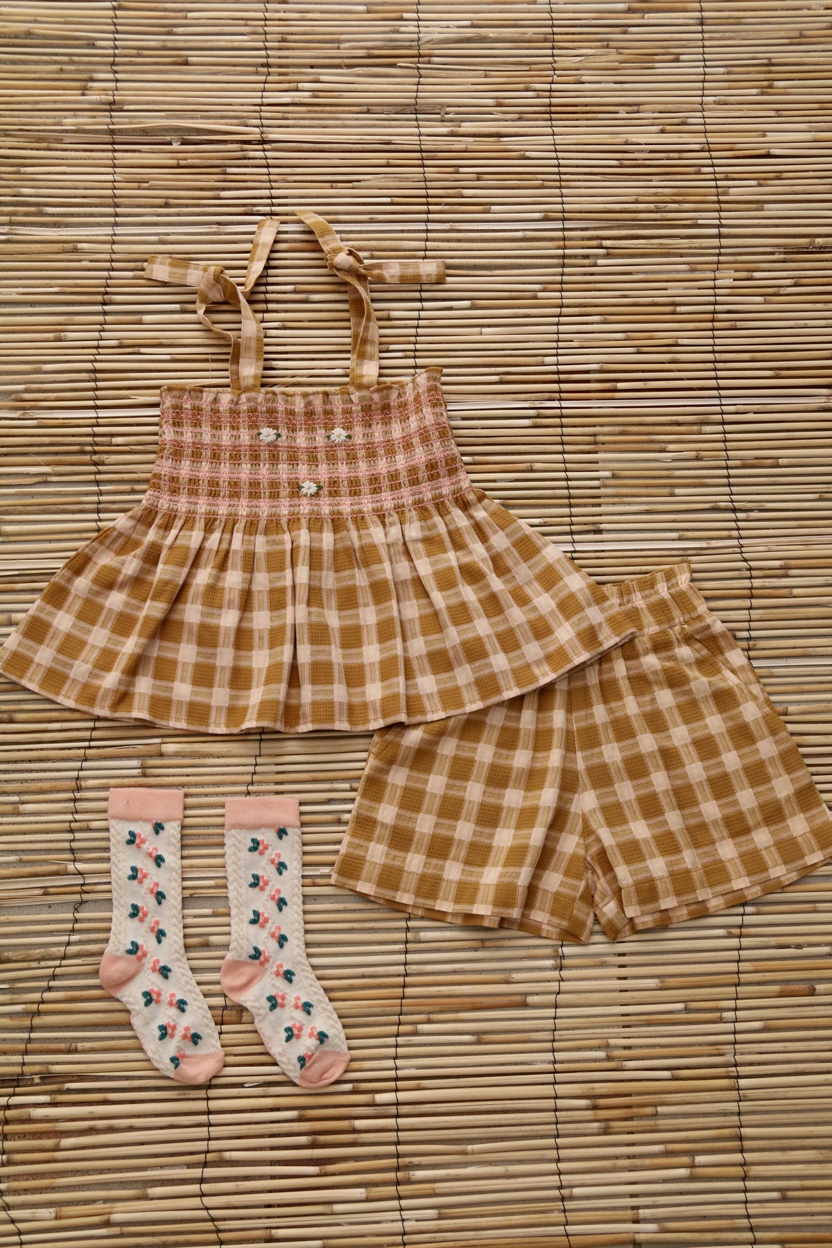 BONJOUR DIARY SHORTS + TOP SET / CARAMEL STRAWBERRY