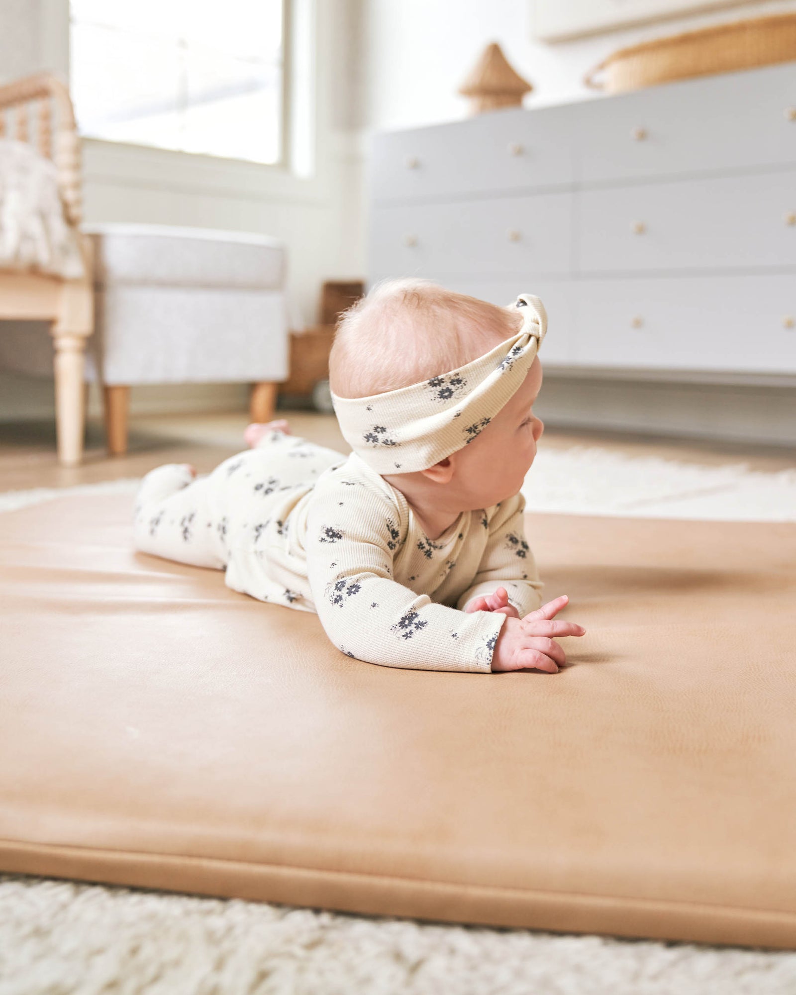 QUINCY MAE KNOTTED HEADBAND / NAVY DITSY