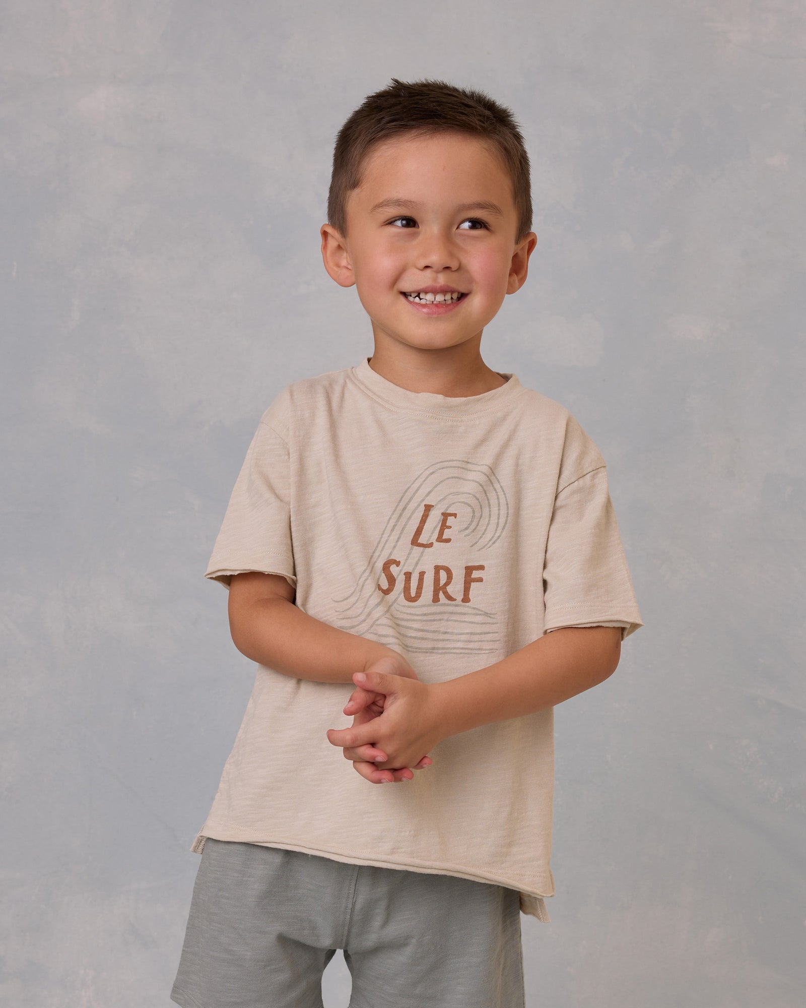 RYLEE + CRU RAW EDGE TEE / LE SURF
