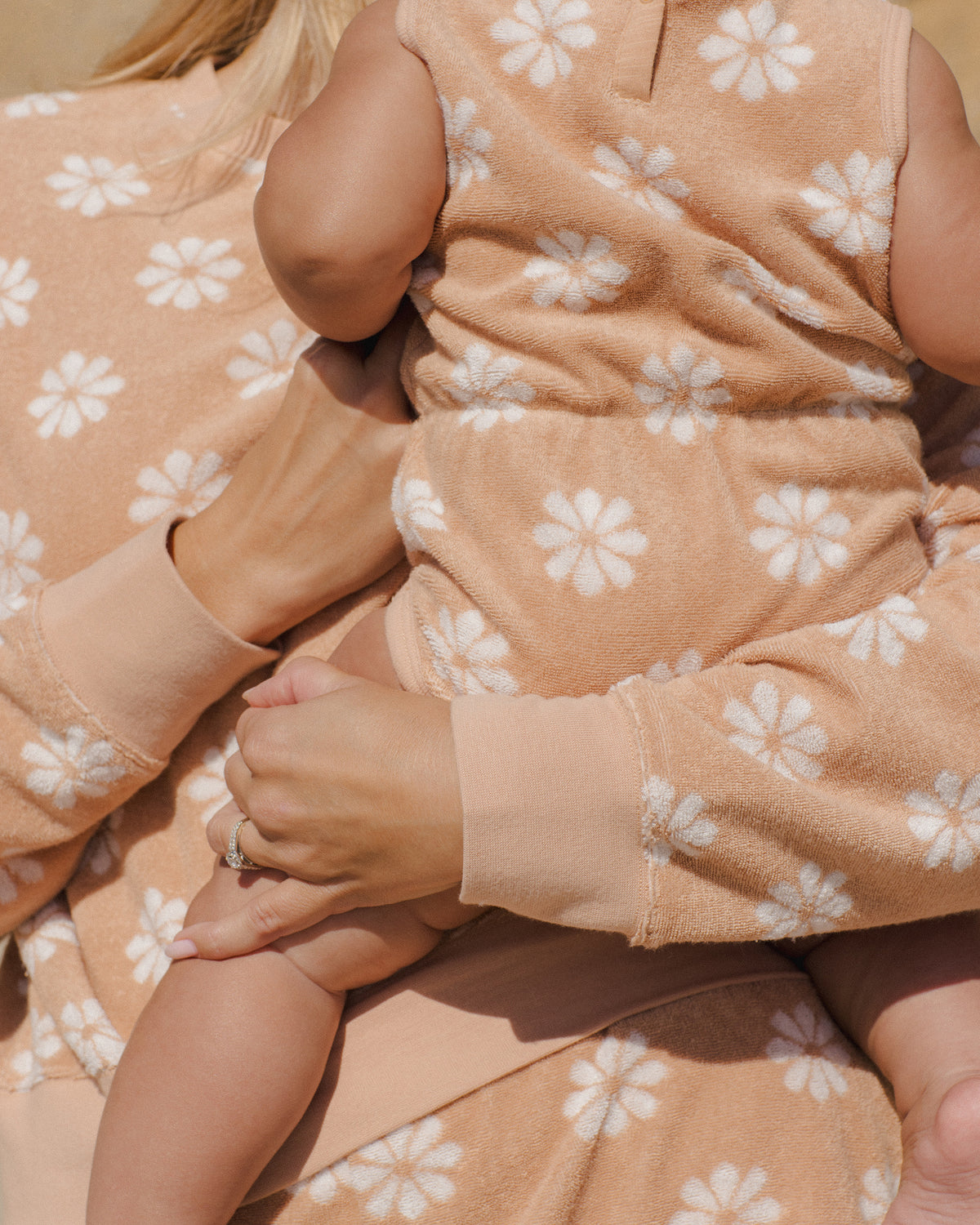 RYLEE + CRU WOMEN&#39;S BOXY PULLOVER / DAISY GRAPEFRUIT