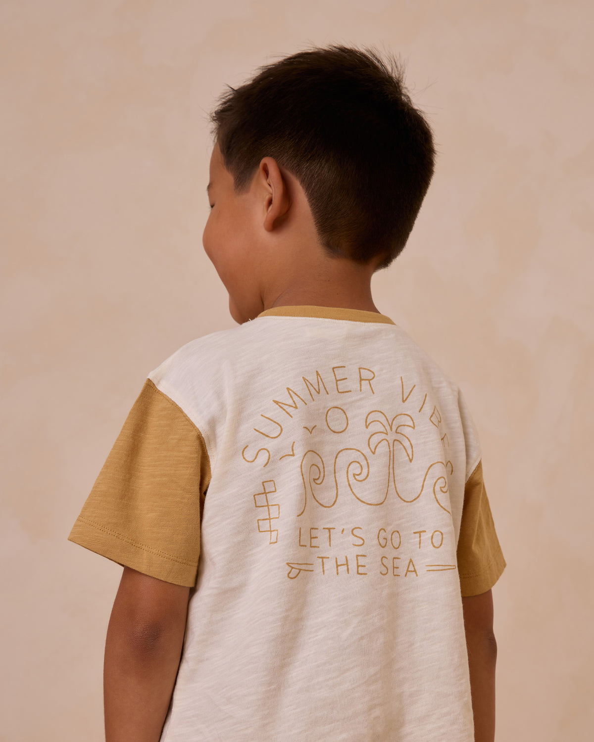 RYLEE + CRU SHORT SLEEVE TEE / SUMMER VIBES