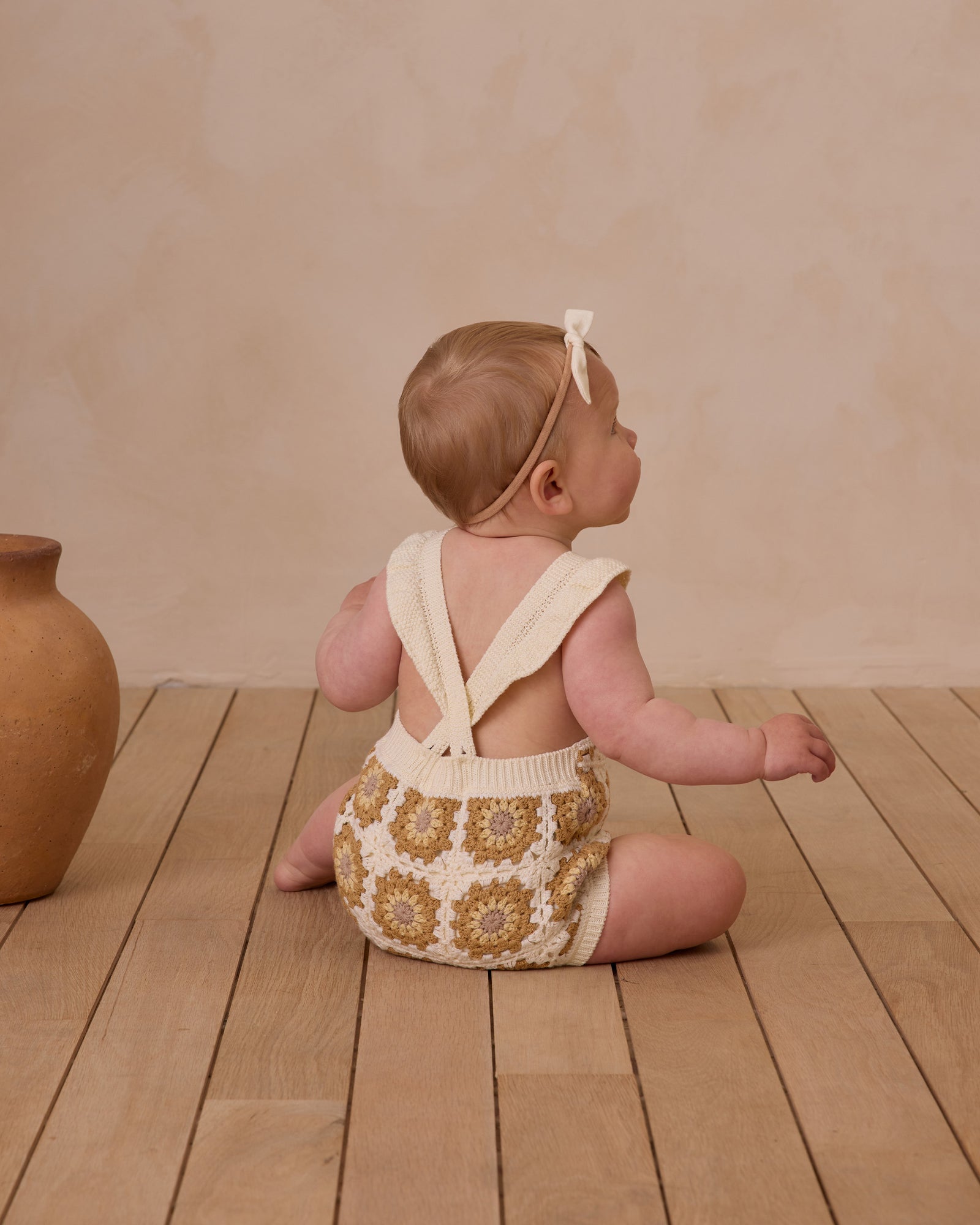 RYLEE + CRU CROCHET ROMPER / MARIGOLD DAISY