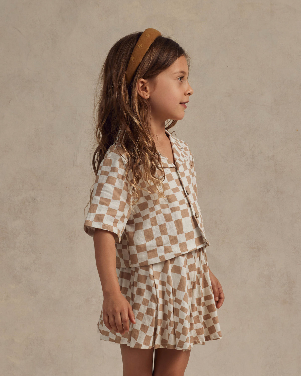 RYLEE + CRU MILEY TOP / SAND CHECK