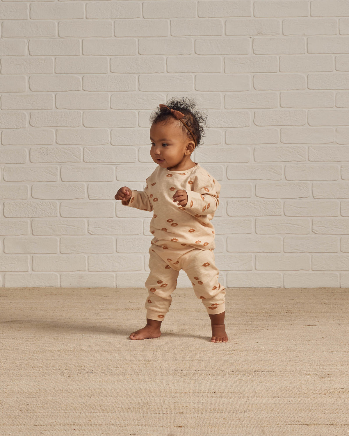 RYLEE + CRU SLOUCH PANT / LIPS