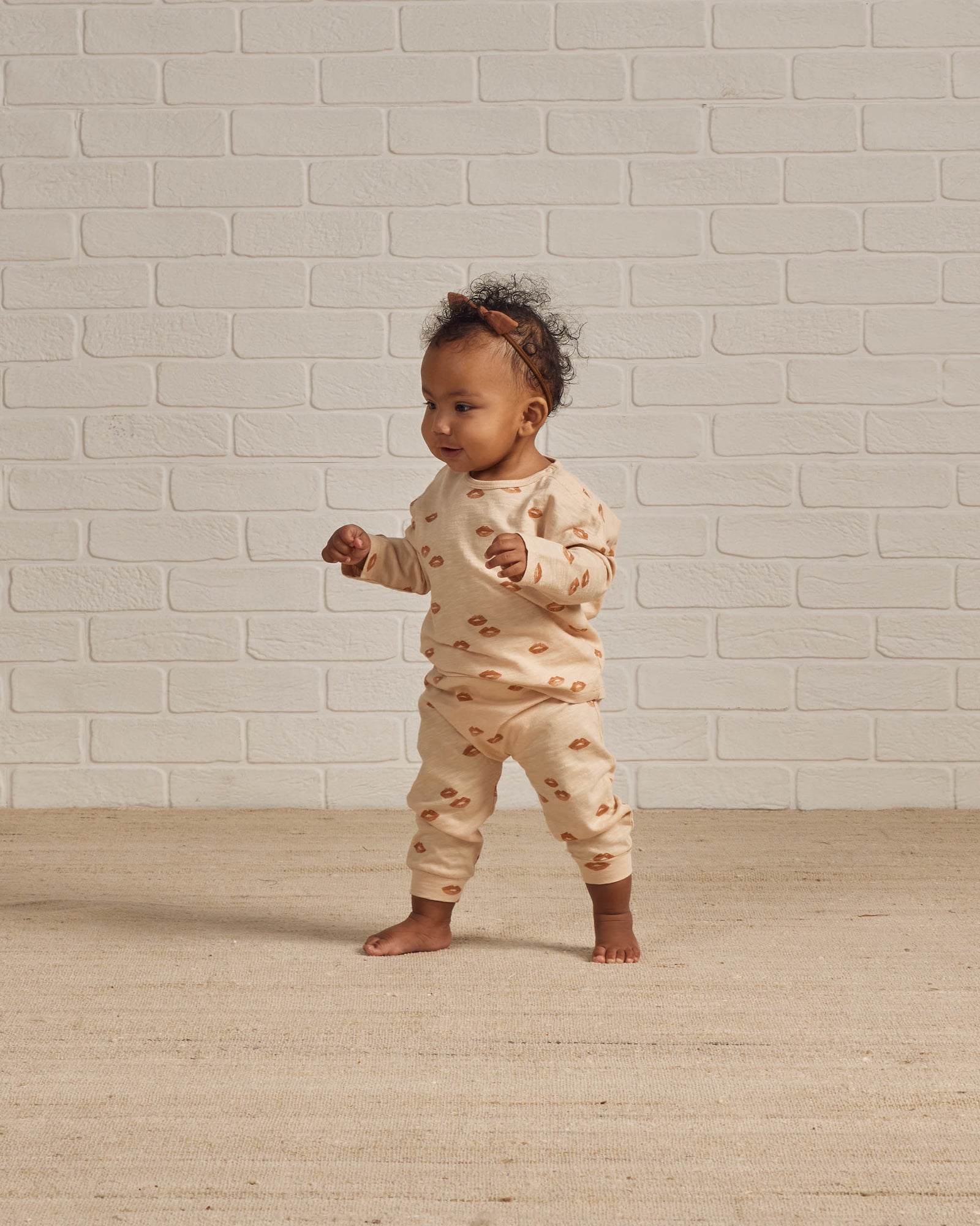 RYLEE + CRU SLOUCH PANT / LIPS