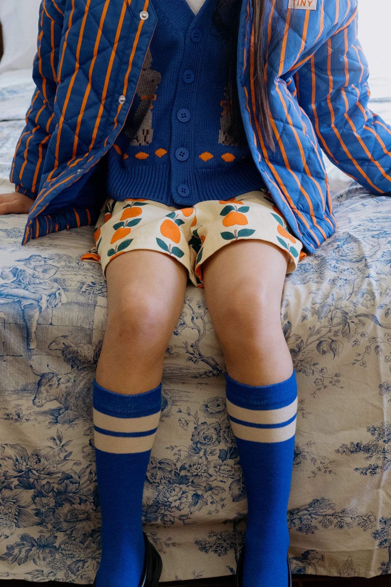 TINYCOTTONS STRIPES MEDIUM SOCKS / DARK BLUE