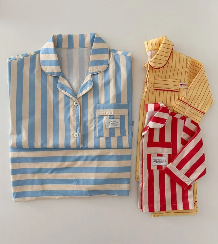 WOMEN&#39;S CANDY STRIPE PAJAMA SET / BLUE