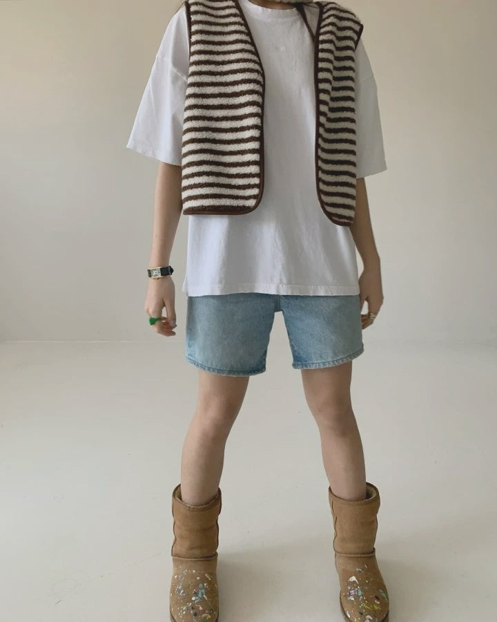 WOMEN&#39;S TEDDY SHERPA STRIPED VEST / CHOCOLATE OAT