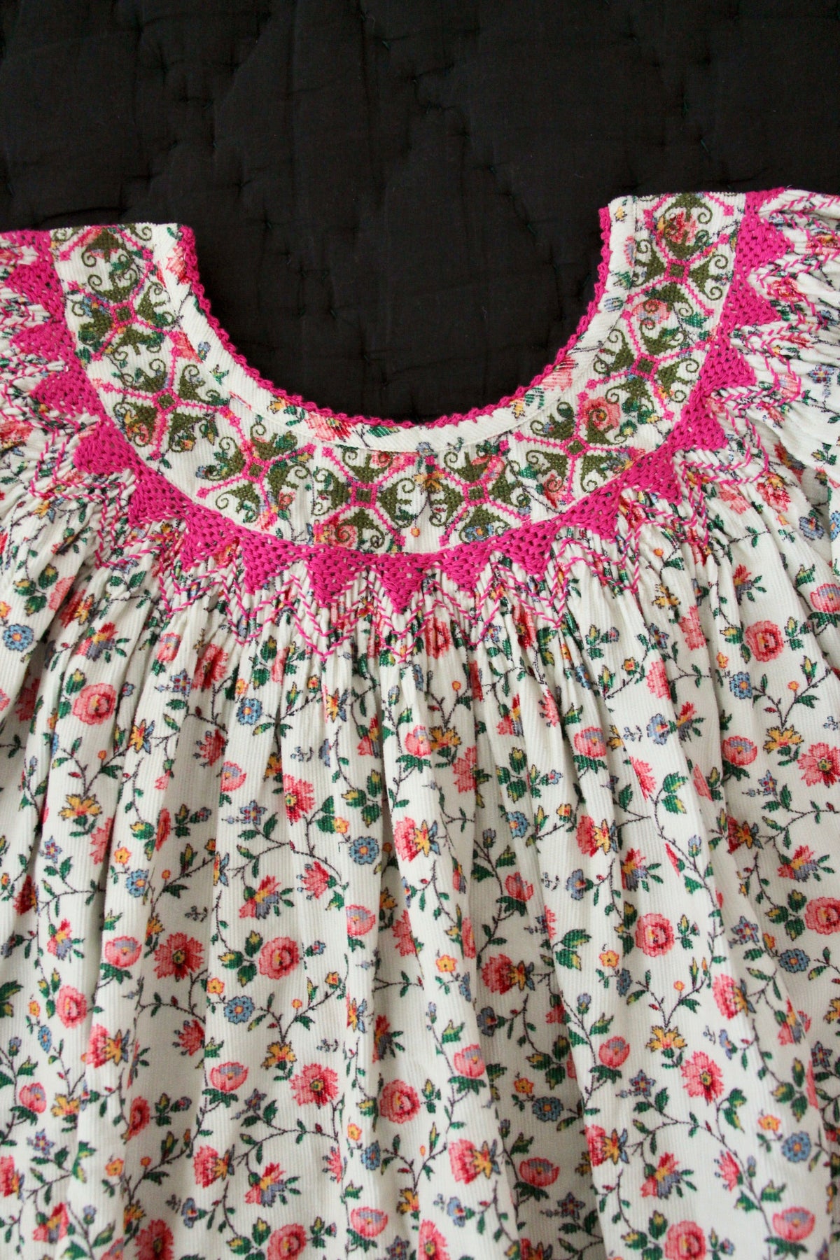 BONJOUR DIARY BUTTERFLY BLOUSE / IVORY FLOWER CORDUROY