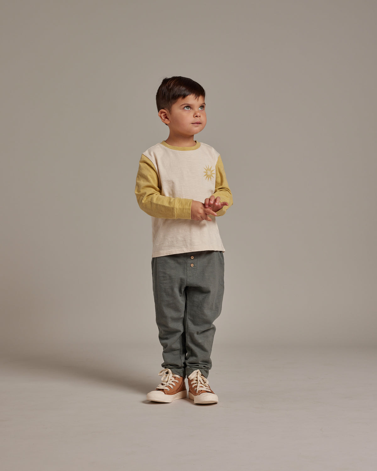 RYLEE + CRU LONG SLEEVE SKATER TEE / CREATIVITY COURAGE