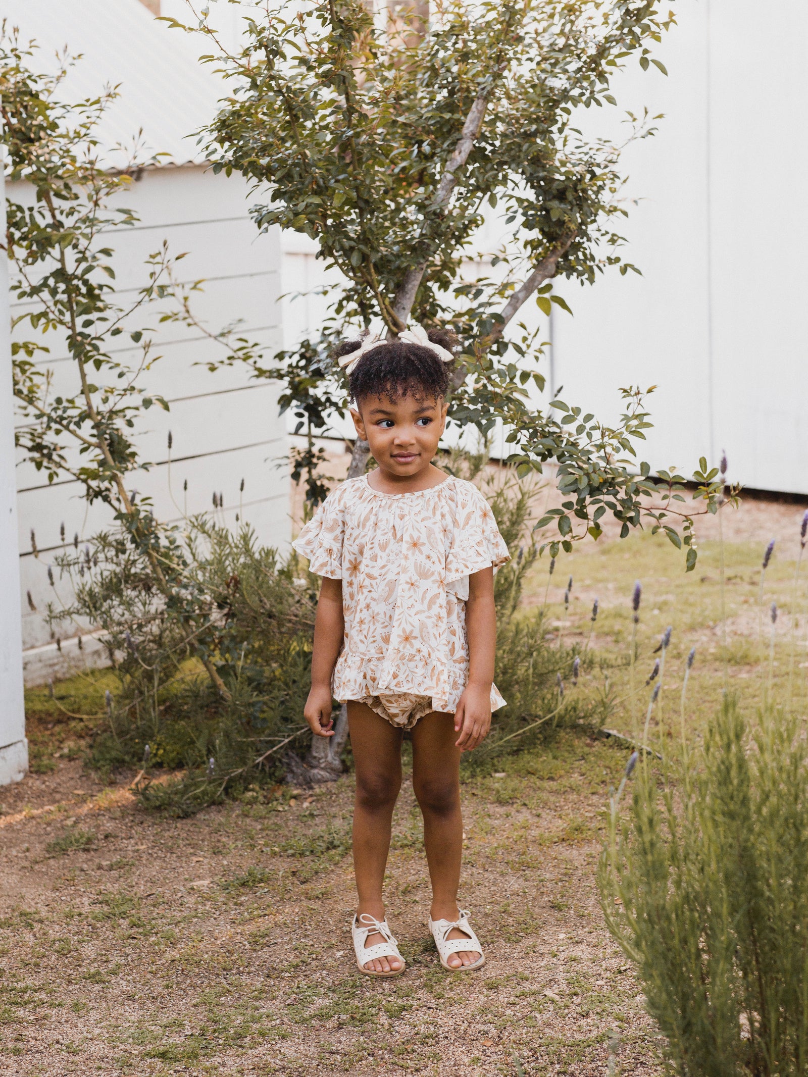 RYLEE + CRU BUTTERFLY TOP / GARDEN BIRDS