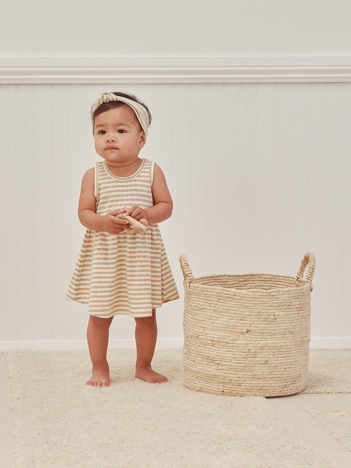 QUINCY MAE RIBBED KNOTTED HEADBAND / LATTE STRIPE