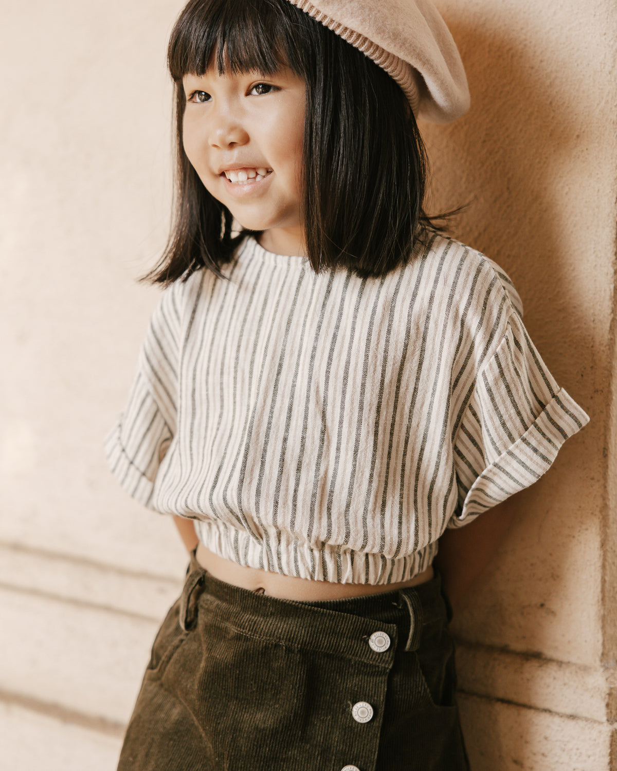 RYLEE + CRU JOELLE TOP / MICRO STRIPE