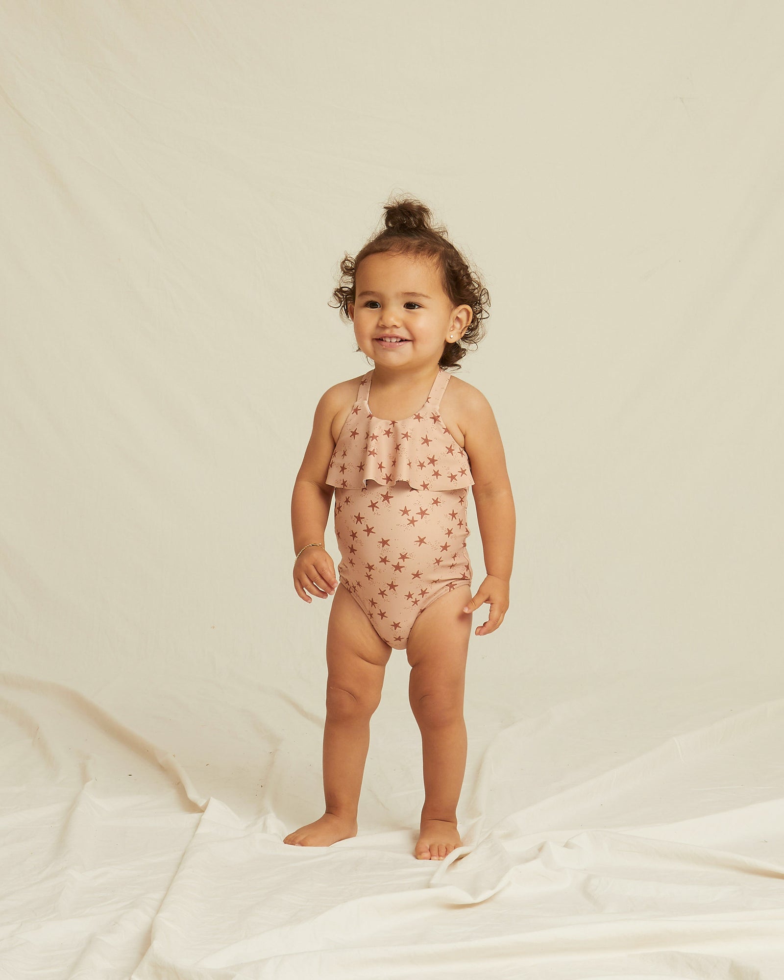RYLEE + CRU RUFFLE ONE-PIECE / STARFISH
