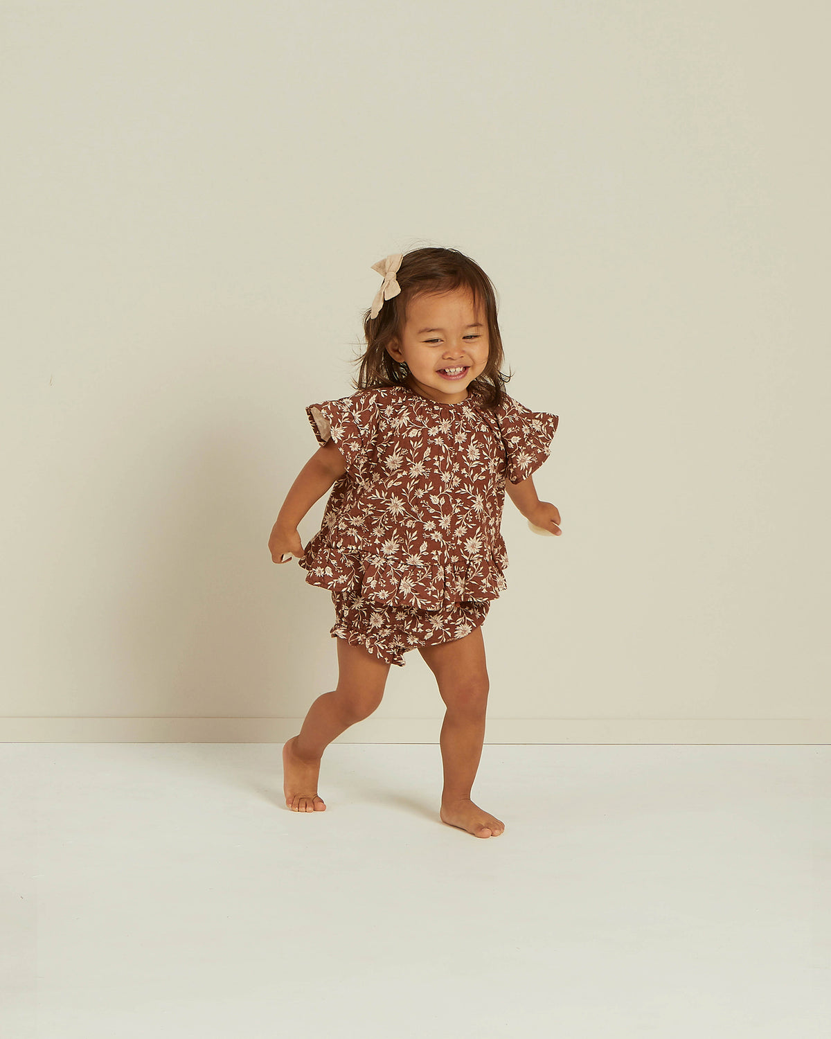 RYLEE + CRU BUTTERFLY TOP / WILD FLORAL