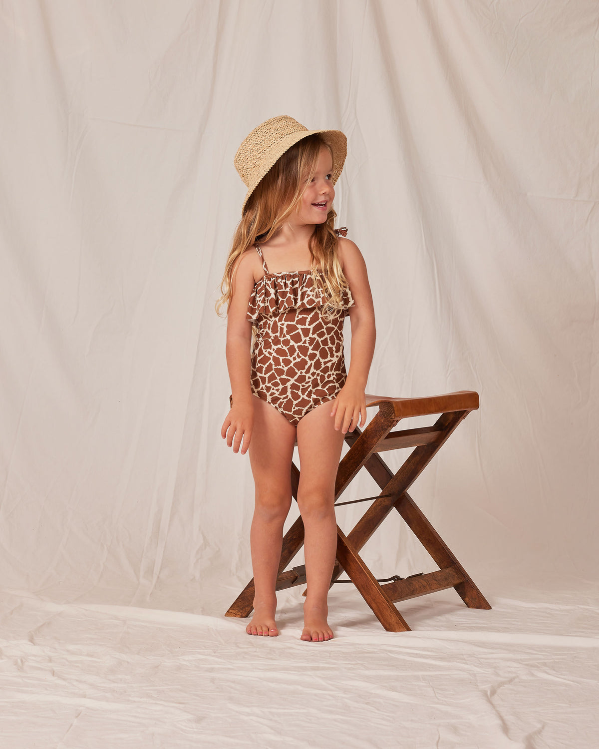 RYLEE + CRU RUFFLE ONE-PIECE / GIRAFFE SPOTS