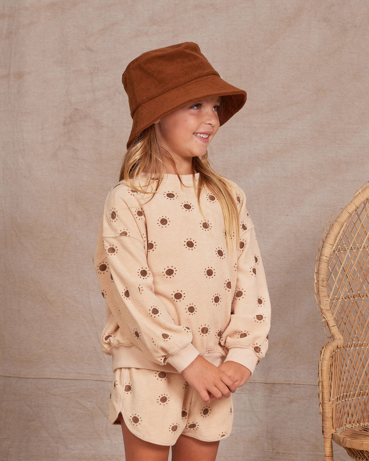 RYLEE + CRU WIDE BRIM BUCKET / CHOCOLATE