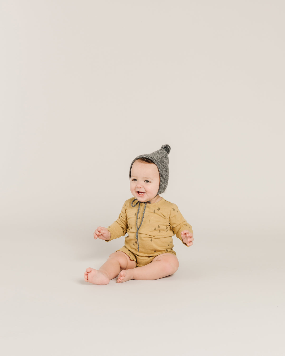 RYLEE + CRU PIXIE HAT / CHARCOAL