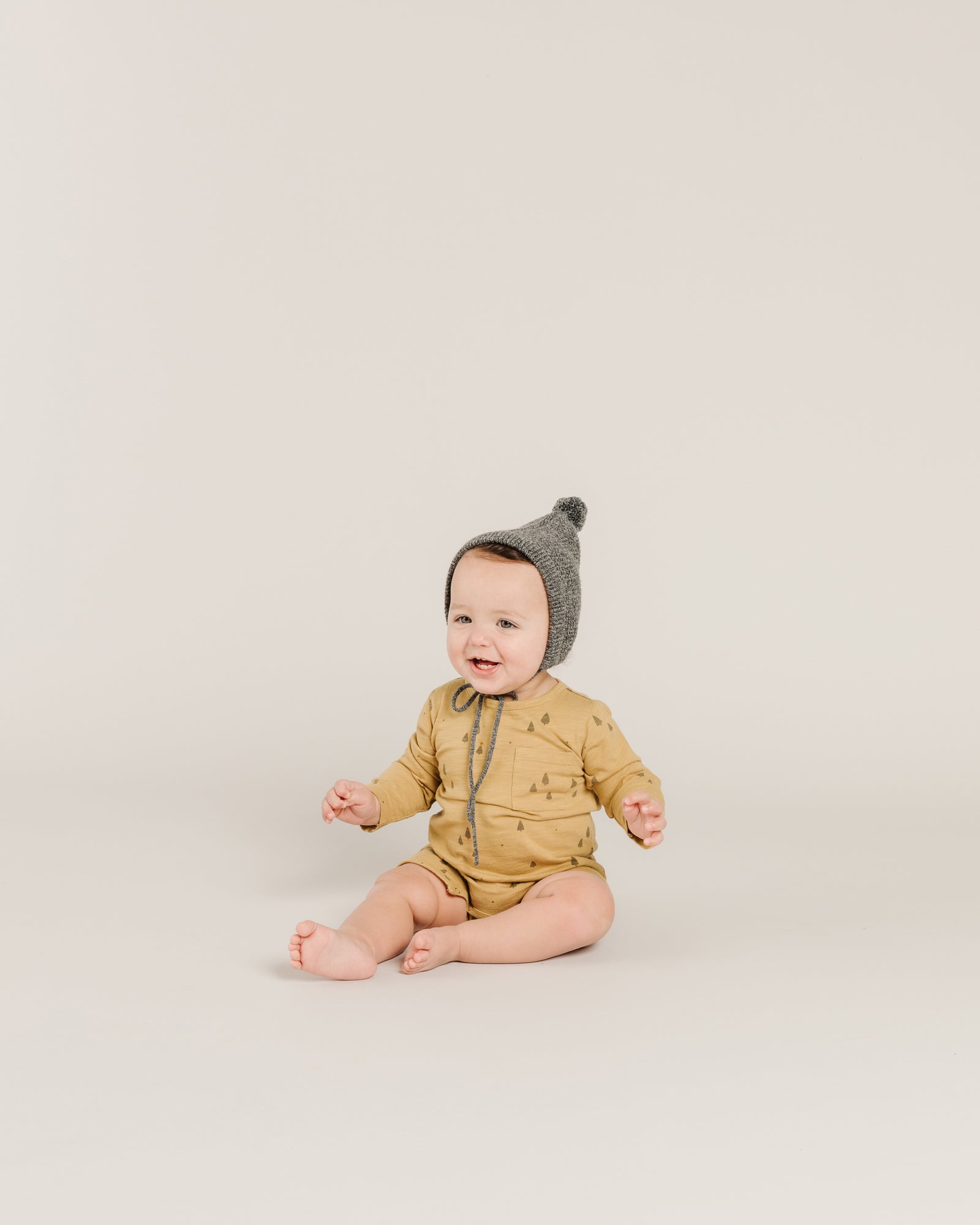 RYLEE + CRU PIXIE HAT / CHARCOAL
