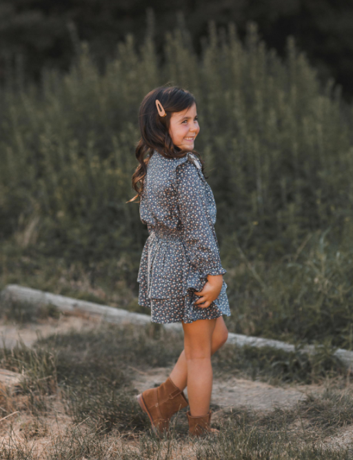 RYLEE + CRU DITSY ROONY BLOUSE / WASHED INDIGO