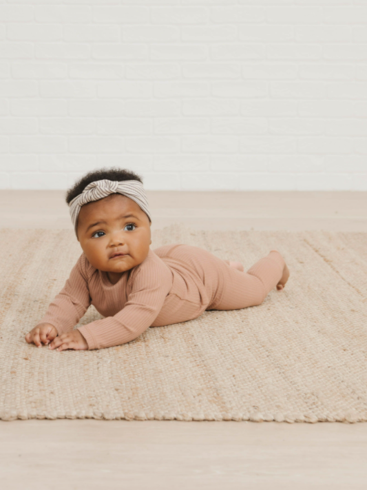 QUINCY MAE RIBBED LS LAP TEE / TERRACOTTA