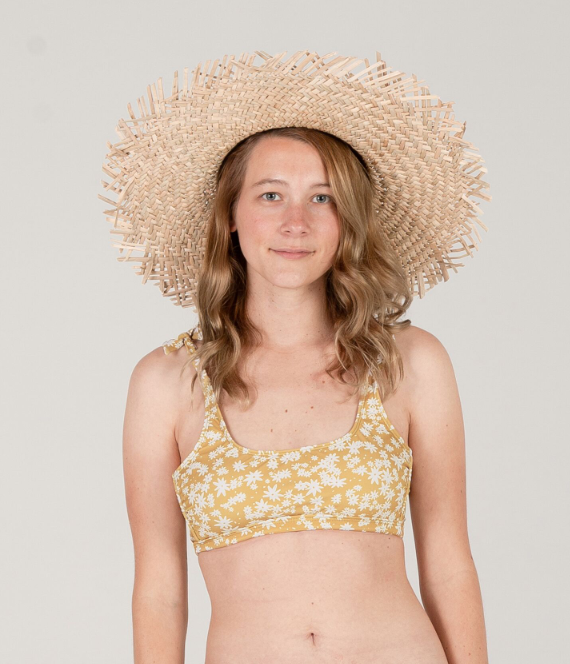RYLEE + CRU WOMEN&#39;S scattered daisy knotted bikini top / CITRON