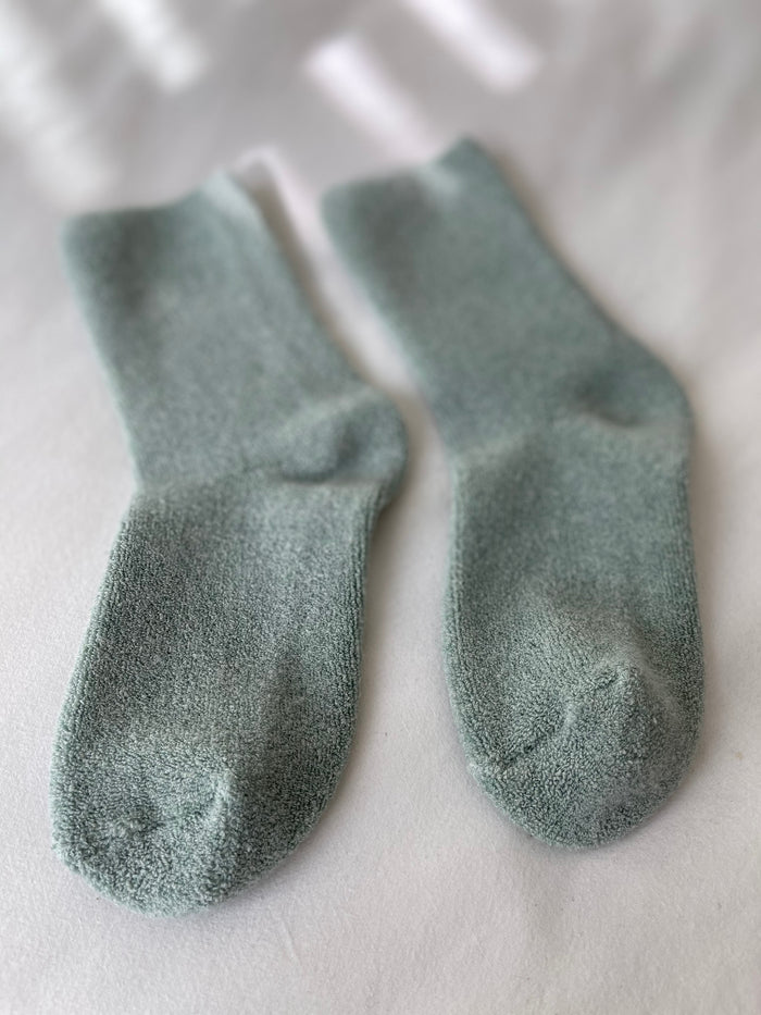 LE BON CLOUD SOCKS / BAY